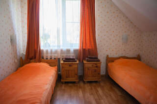 Мини-отель Radi Броцены Двухместный с 1 кроватью или 2 отдельными кроватями и душем-3
